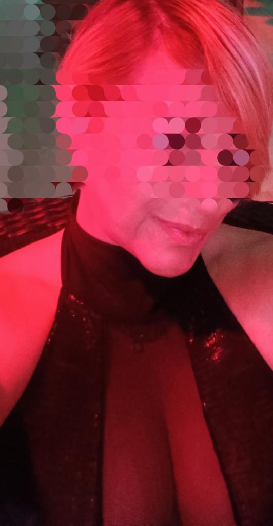 Chica busca chico en Menorca: 