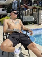 614836400: Chico busca chica en Barcelona