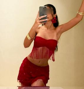 692515956: Chica busca chico en Madrid