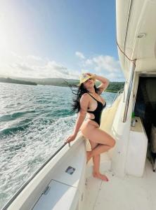 663176582: Chica busca chico en La Coruña