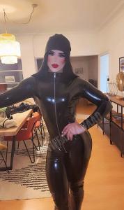 610235141: Travesti en Pontevedra