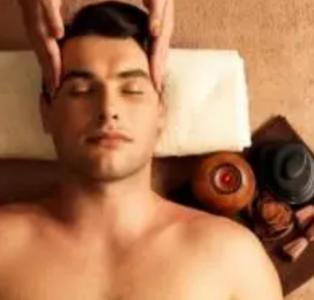 642463211: Chica busca chico en León