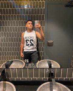 Chico busca chica en Alicante: 