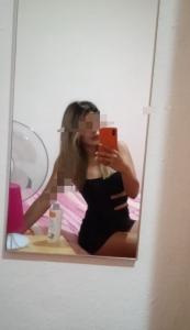 673863291: Chica busca chico en Barcelona