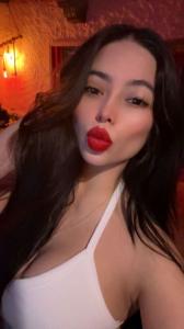 Chica busca chico en Ibiza: 