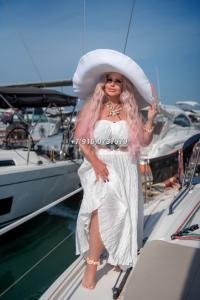 Chica busca chico en Barcelona: 