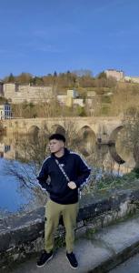 722273794: Chico busca chica en Pontevedra