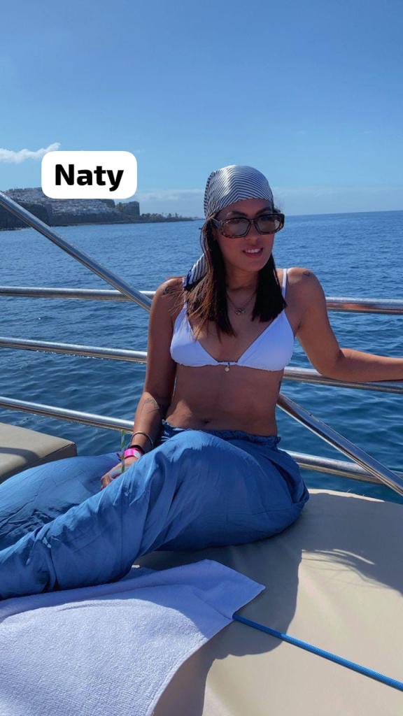 Chica busca chico en Cádiz: 