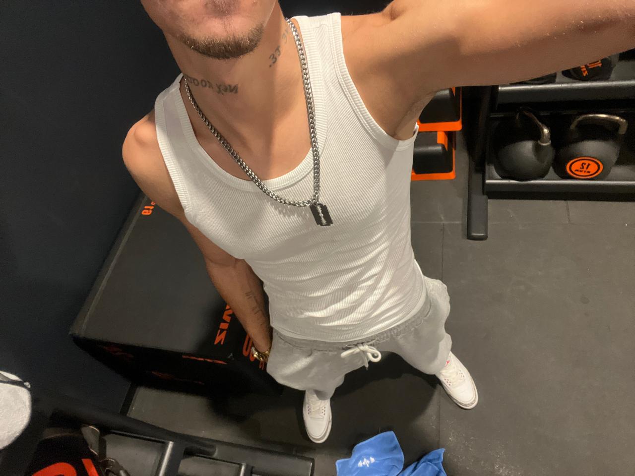 Chico busca chica en Albacete: 