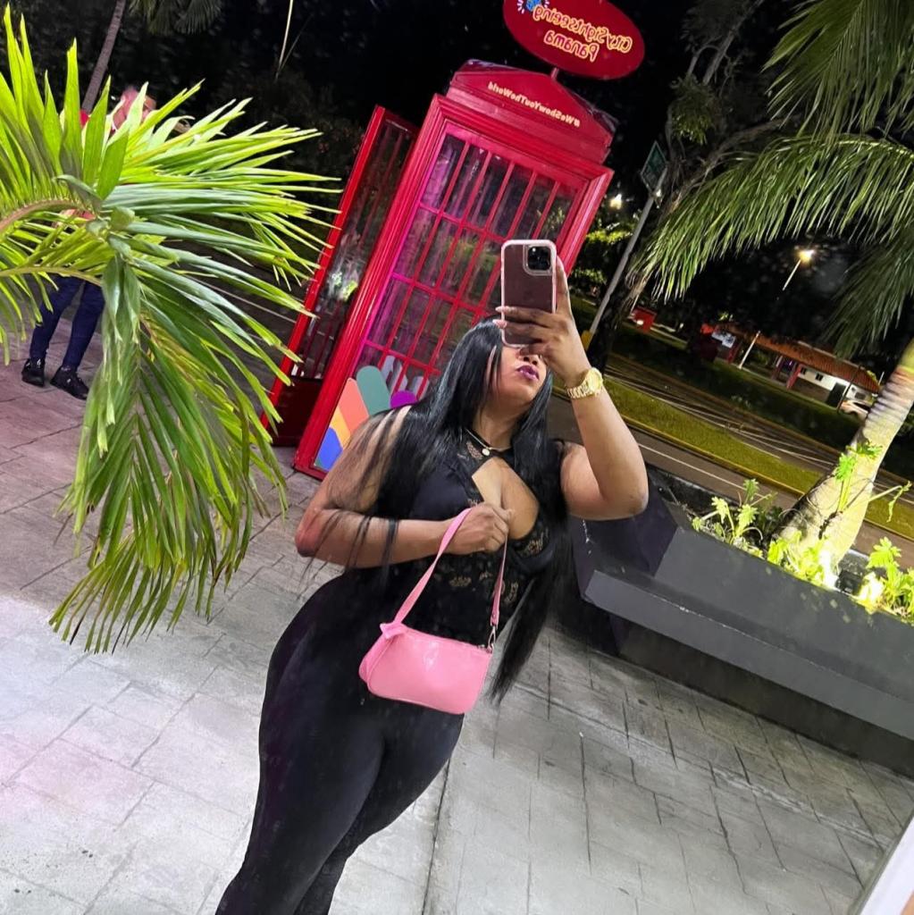 Chica busca chico en Alicante: 