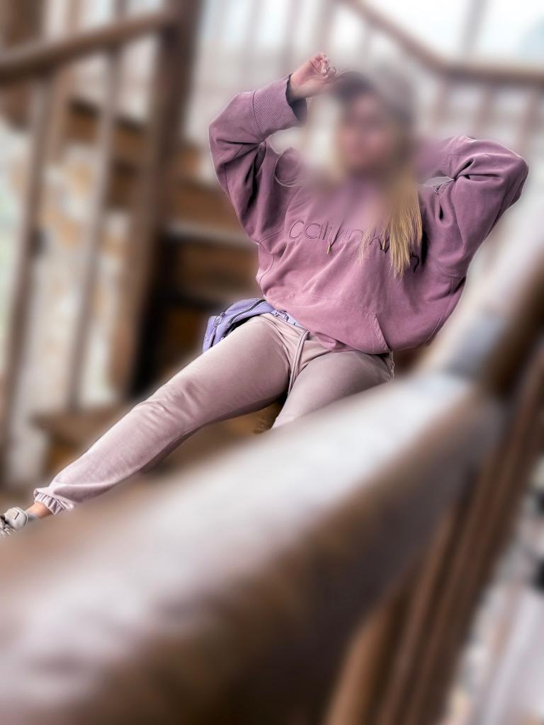 643298810: Chica busca chico en Ciudad Real