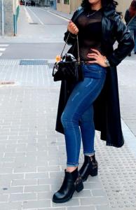 613613320: Chica busca chico en Barcelona