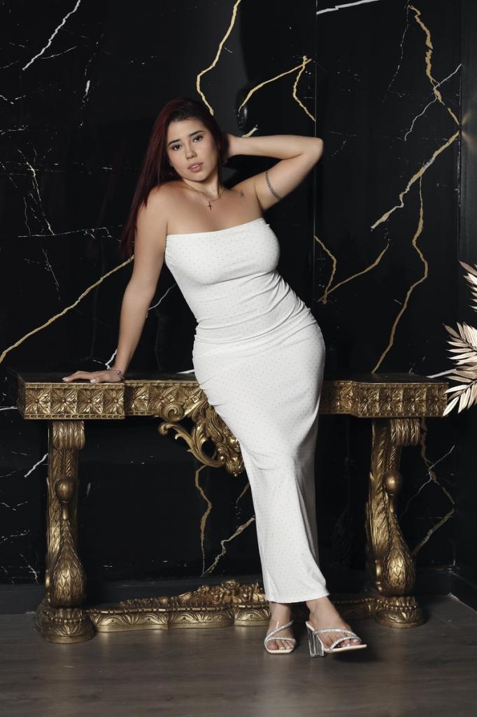 672699219: Chica busca chico en Barcelona