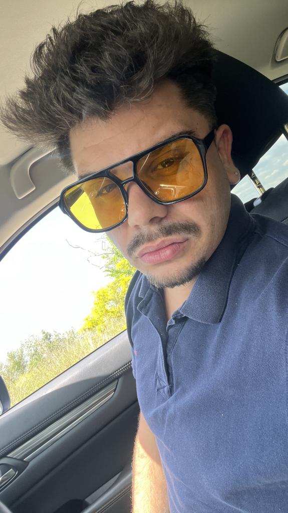 Chico busca chica en Barcelona: 