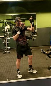 614772935: Chico busca chica en Alicante