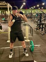 614772935: Chico busca chica en Alicante