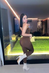 Chica busca chico en Ibiza: 