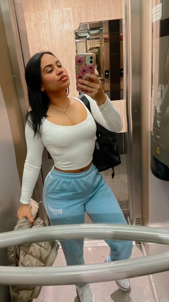 643657145: Chica busca chico en Madrid