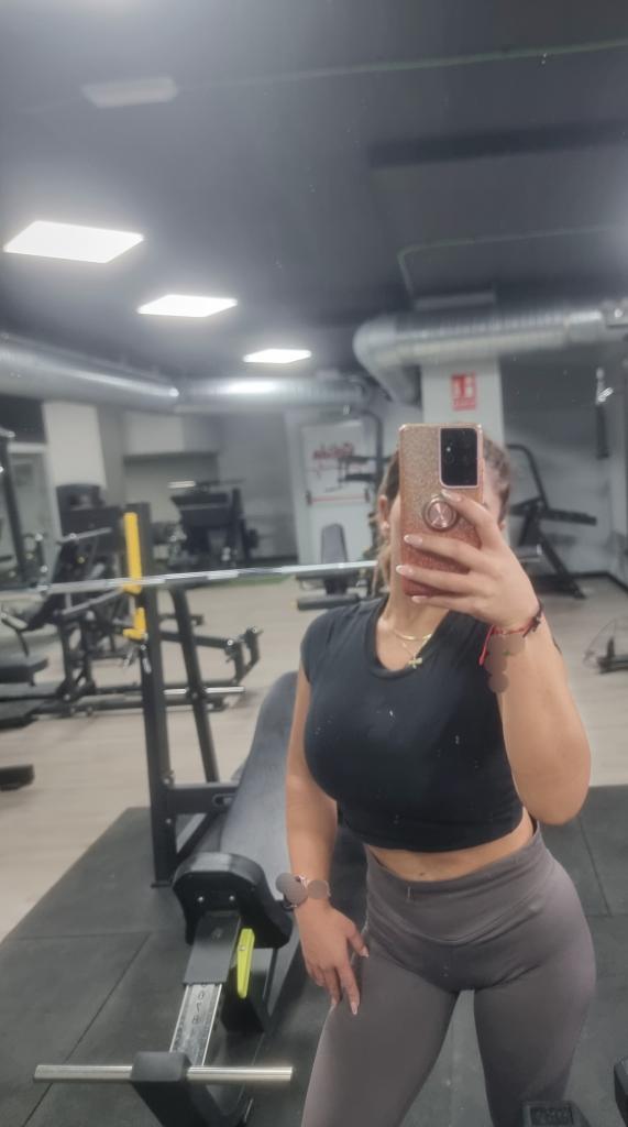 672860622: Chica busca chico en Granada