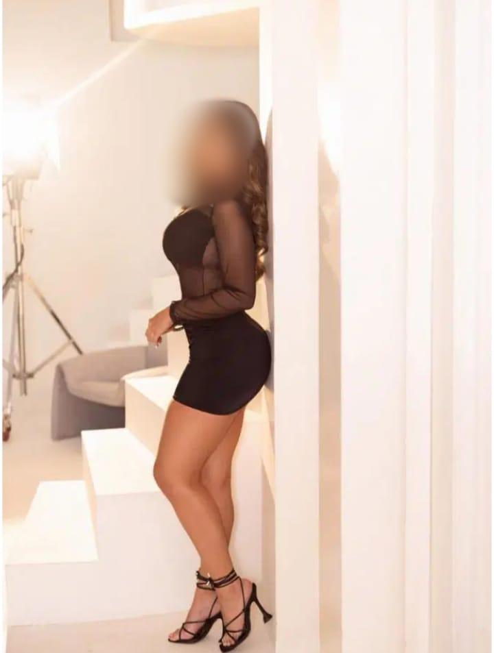 624273230: Chica busca chico en Cantabria