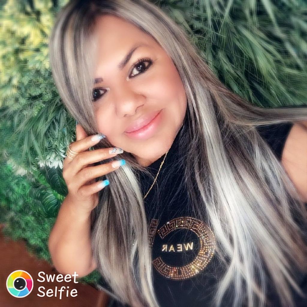 624282971: Chica busca chico en Sevilla