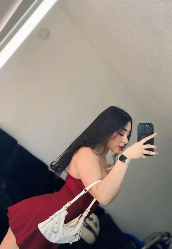 Chica busca chico en Tenerife: 