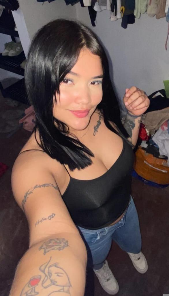 Chica busca chico en Almería: 