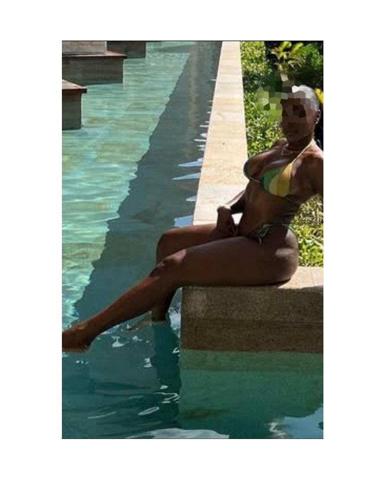 614459741: Chica busca chico en Tenerife