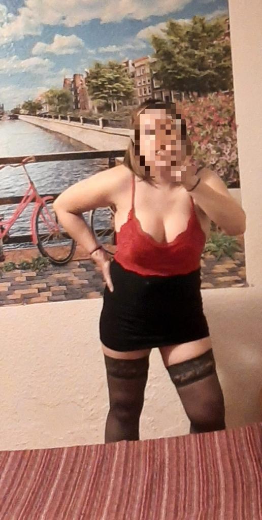 Chica busca chico en Sevilla: 