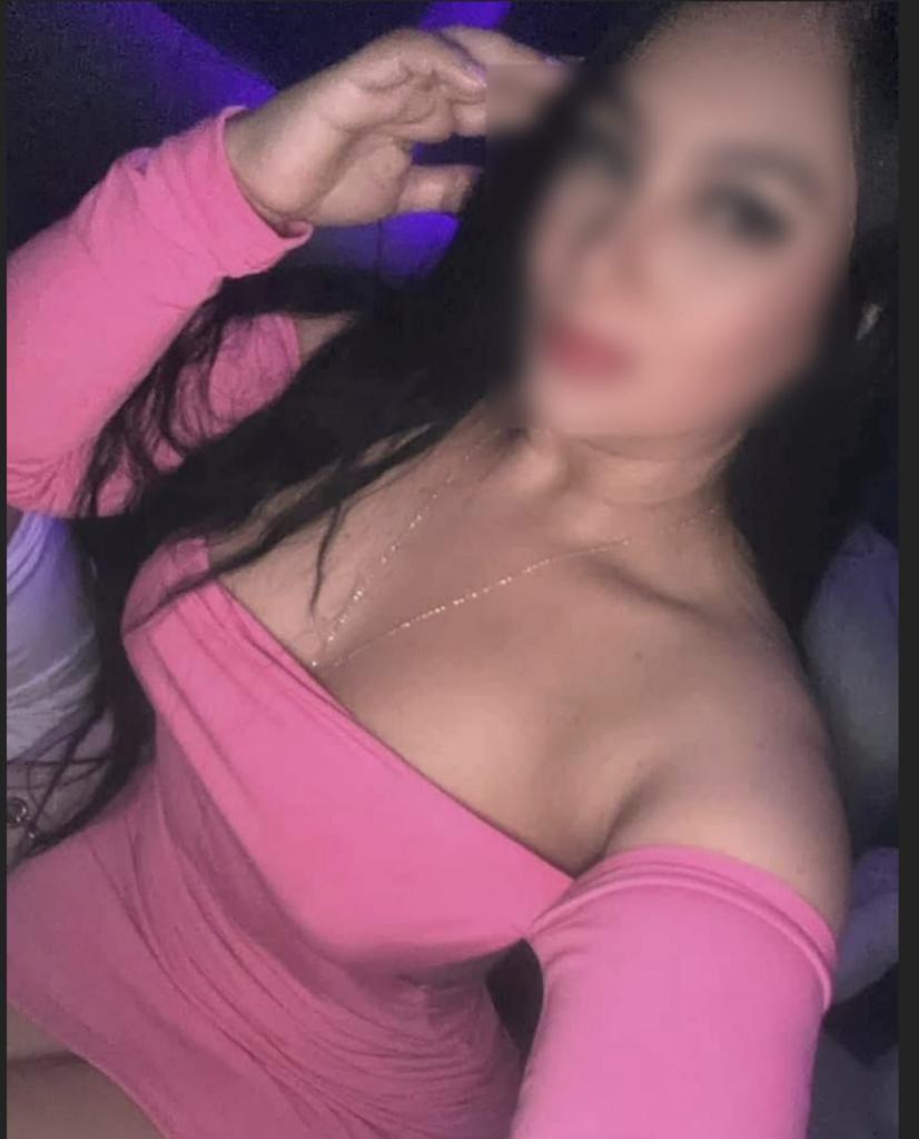 670426624: Chica busca chico en Valencia
