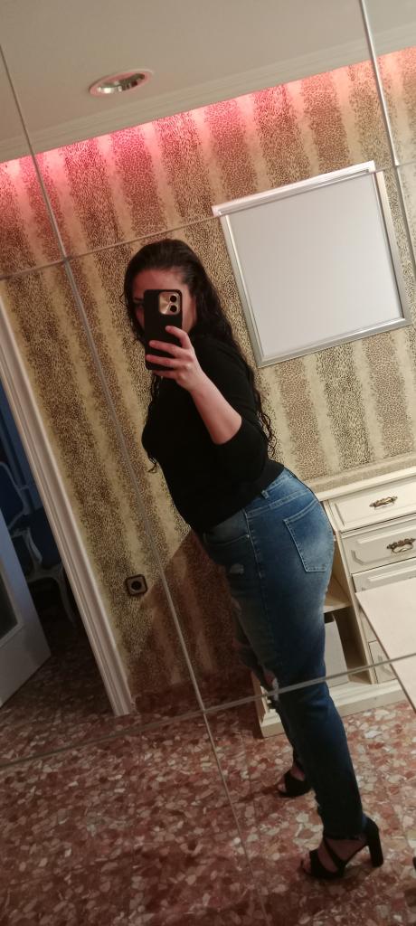 Chica busca chico en Jaén: 