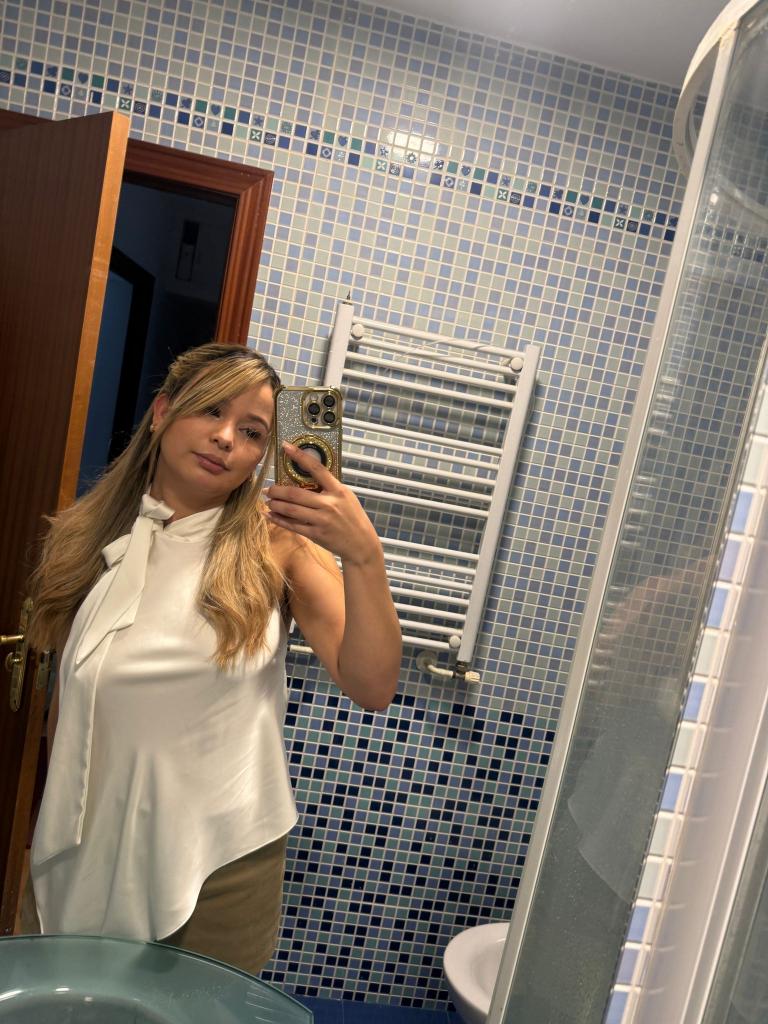 624856411: Chica busca chico en Ibiza