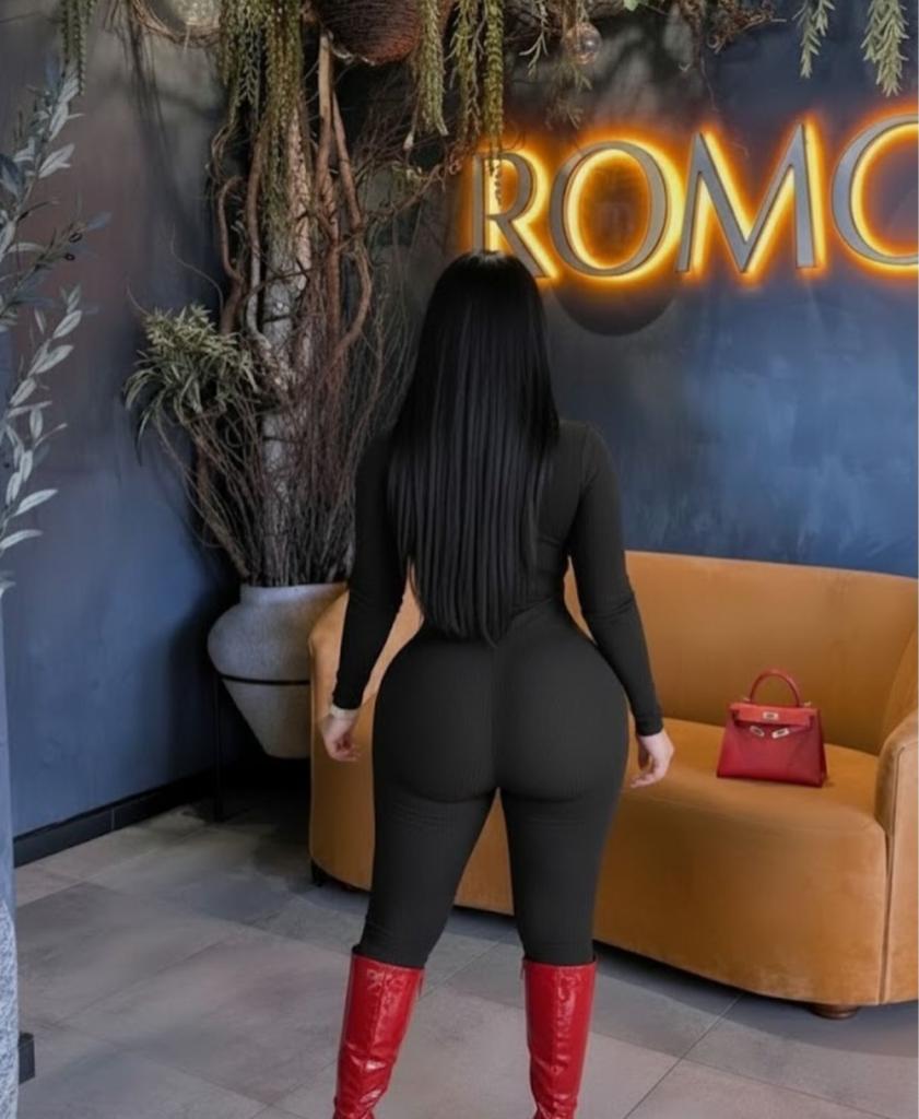 Chica busca chico en Cádiz: 