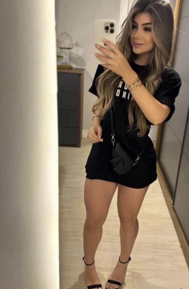 613572073: Chica busca chico en Mallorca