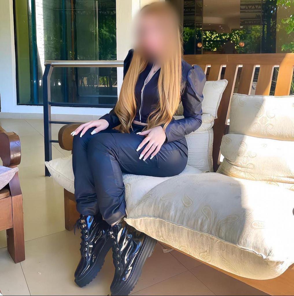 Chica busca chico en Lugo: 