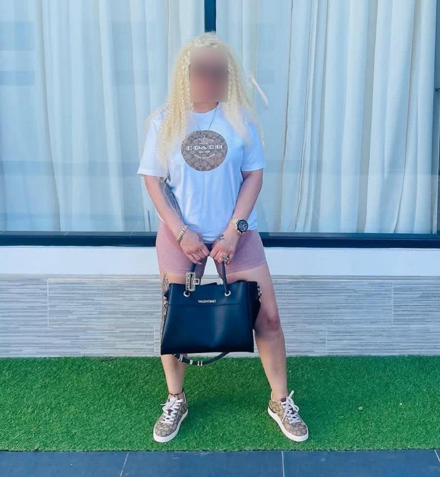 Chica busca chico en Barcelona: 