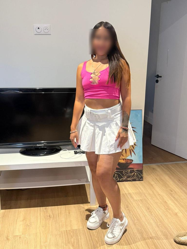 Chica busca chico en Barcelona: 