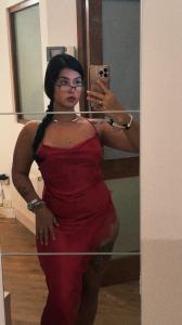 647628891: Chica busca chico en Gerona