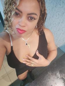 689739268: Chica busca chico en Zaragoza