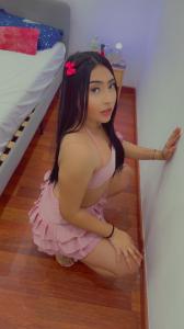 631238578: Chica busca chico en Barcelona