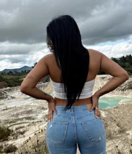 602688329: Chica busca chico en Cádiz