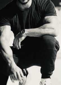 632623700: Chico busca chica en Barcelona