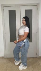 613407647: Chica busca chico en Cádiz