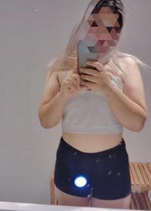 605487093: Chica busca chico en Granada