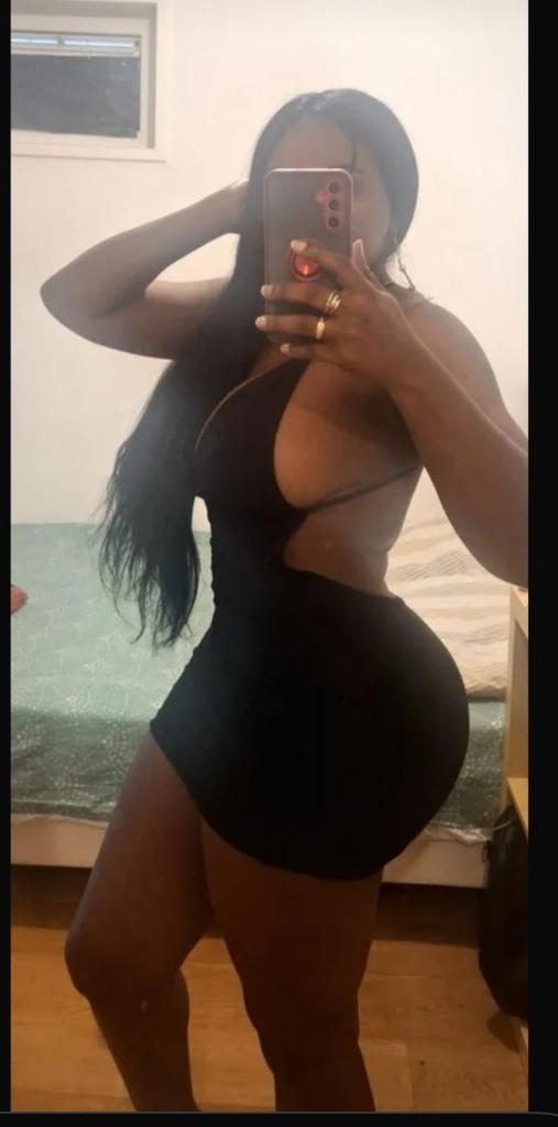 Chica busca chico en Barcelona: 