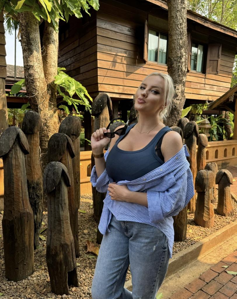 Chica busca chico en Almería: 