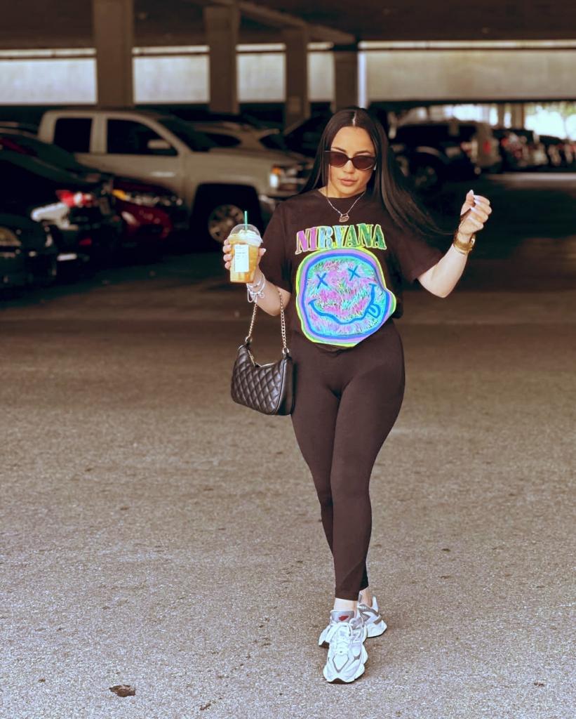 697152660: Transexual en Cádiz