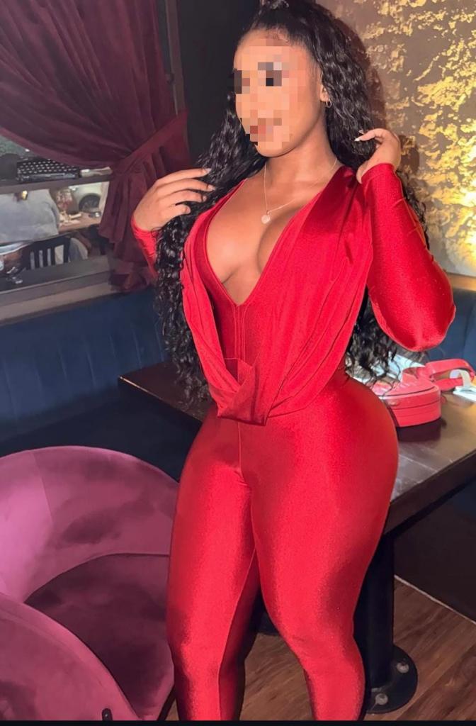 Chica busca chico en Murcia: 