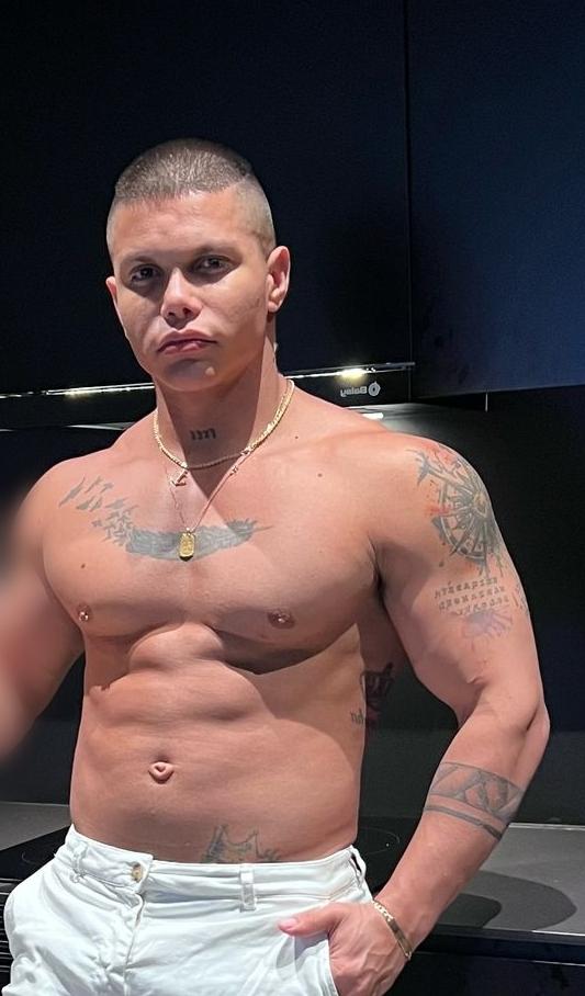 Chico busca chica en Barcelona: 