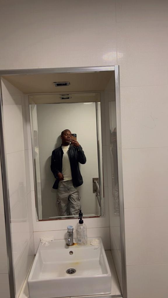 658769059: Chico busca chica en Málaga